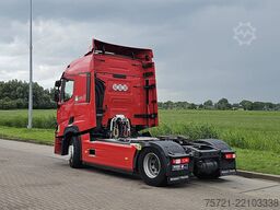 RENAULT T 520