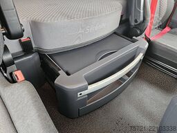RENAULT T 520