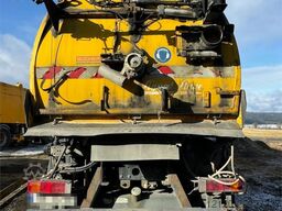 MAN 18.313 Sweeper w/ Bucher Optifant 70 superconstruc