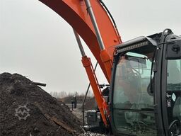 Hitachi ZX190LC-6 crawler excavator with tilt and 2 bucket