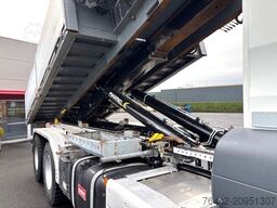 MAN TGS 33.470BL-KRANCONTAINER!!-FUNK-TOPZUSTAND