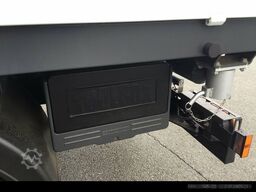 MITSUBISHI Canter 7C18 Dreiseiten-Stahlkipper LED/AHK3,5t