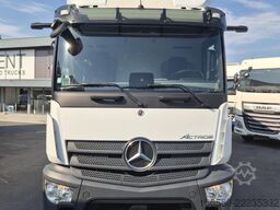 Mercedes-Benz Actros 1927