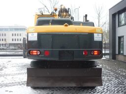 Hyundai Robex 160W-9A  Wheel Excavator with bucket