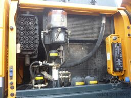 Hyundai Robex 160W-9A  Wheel Excavator with bucket