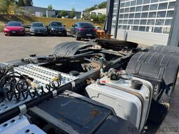 RENAULT C480 6x4