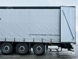 Schmitz Cargobull Curtainsider Coil Getränke
