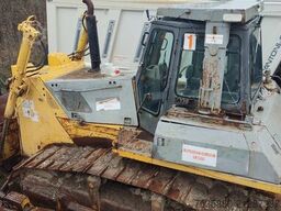 Komatsu AX-3