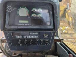 Komatsu D155AX-5