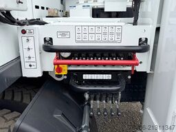 Iveco T-Way AD410T43H AT Tire Handler Crane Truck