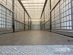 Schmitz Cargobull Semitrailer Curtainsider Standard Hayon