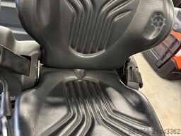 Toyota 11002 - 8FBM16T