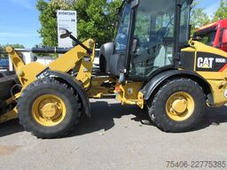 caterpillar 906H2 Radlader, Schaufel + Gabel