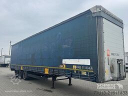 Schmitz Cargobull Curtainsider Mega