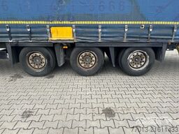 Schmitz Cargobull Curtainsider Mega