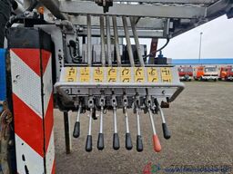 Meiller 3. S. Kipper Wechselaufbau MKG Kran HLK 66