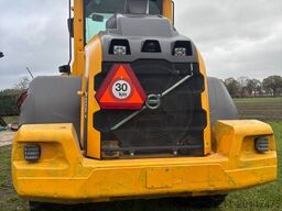 Volvo L 90 H (On Transport)