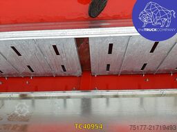 Hoet Trailers 3/56