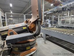 KUKA KR210 L150
