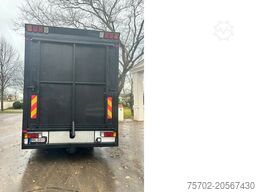 Volvo FL 408 3-4 Pferdetransporter