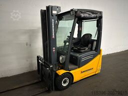 Jungheinrich EFG 216k - TRIPLEX 4,5 m