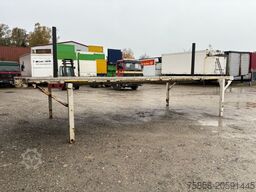 Krone Plattform 7,45m mit Steckrungen mittig