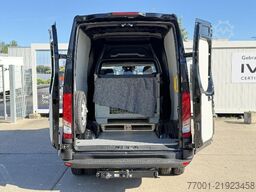 IVECO 35C18HA8CRV/P 5-Sitzer / LED / AHK