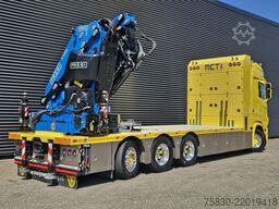 Scania S580 V8 / 8x4 / FASSI 115 t/m CRANE / RETARDER