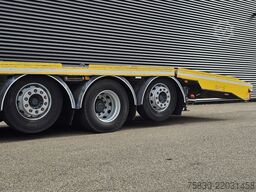 Iveco AD320S42 8x2 / RETARDER / WINCH / AUTO-TRANSPORTER