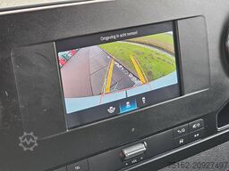 MERCEDES-BENZ SPRINTER 317 L2H2 3.5T-Trekhaak!