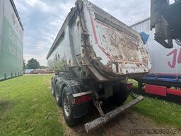 SCHMITZ CARGOBULL SKI 24 SL 06 / 7,2 Stahlkippmulde