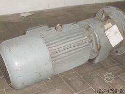 SEW-EURODRIVE RF83WD132ML-8-2BS/HL/TF