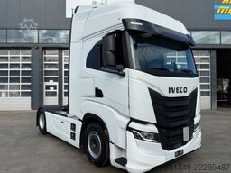 IVECO S-Way 490 4x2