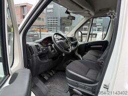 Peugeot boxer 2.2hdi 165pk bakwagen+laadklep