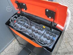 TOYOTA LPE200