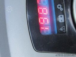 TOYOTA LPE200