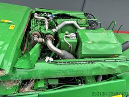 John Deere WT56/T560HM Mähdrescher *verunfallt*