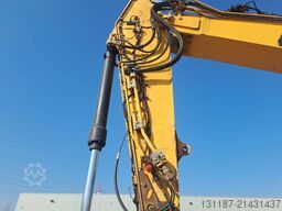 CAT 323 (Integrated Trimble GPS + Tilt Bucket)