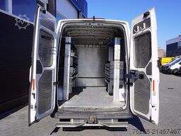 Volkswagen Crafter 2.0 TDI 140PK L3H3 EURO 6 - Airco - Cru...