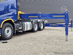 Volvo FH 540 6x4 / HIAB 85 t/m CRANE / KRAN