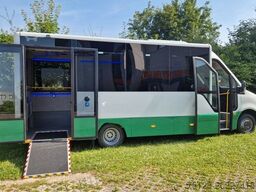 MERCEDES-BENZ Heckniederflur Sprinter 517 / 4 er Bestuhlung