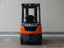 Toyota 52-8FDF25 - DEMO - TRIPLEX