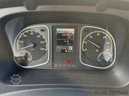 MERCEDES-BENZ ATEGO 818 L Koffer 7,30 m LBW 1 T*Seitentür