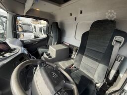 MERCEDES-BENZ ATEGO 818 L Koffer 7,30 m LBW 1 T*Seitentür