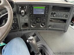 SCANIA P370 6x2