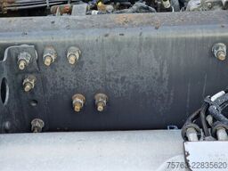 Volvo FH 13.460 Globetrotter 4x2 - Low deck - Full ai...