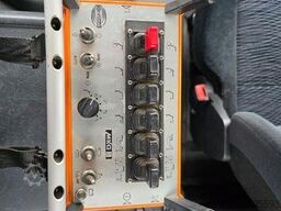 Mercedes-Benz Arocs 1832 KK 4x2 Kran MKG HLK 116 A3 Funk