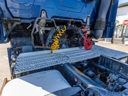 Mercedes-Benz ACTROS 1846 LS+ADR