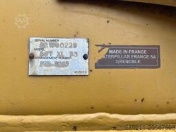 CAT D 6 XL Blade + Pusharms