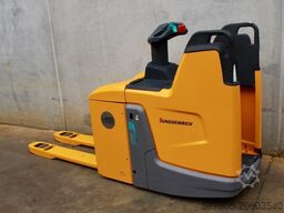 Jungheinrich ERE 225 LI-ION